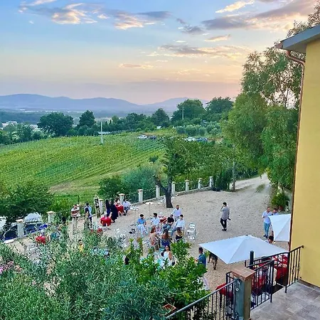 Donna Vittori - Borgo Agricolo 3*